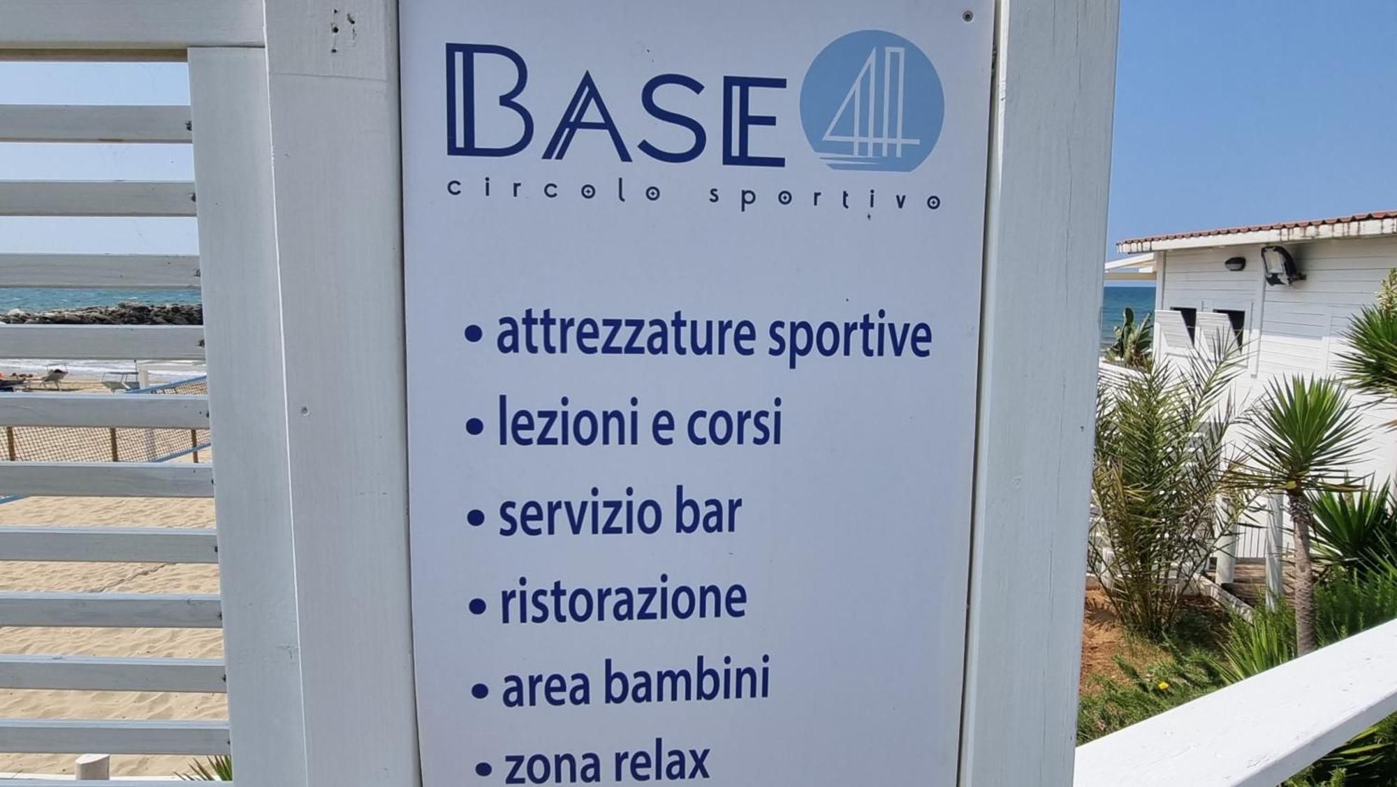La Villa Fronte Spiaggia Bandiera Blu スペルロンガ エクステリア 写真