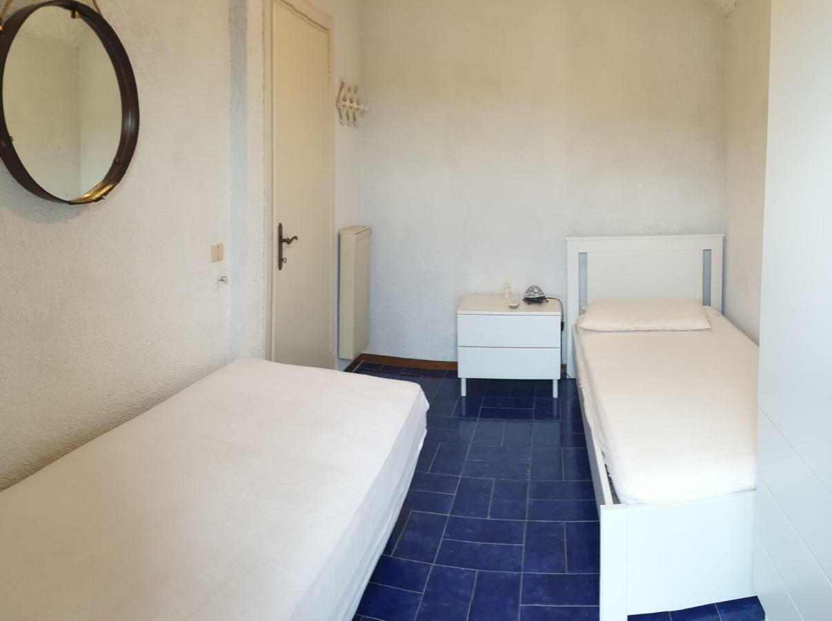 La Villa Fronte Spiaggia Bandiera Blu スペルロンガ エクステリア 写真